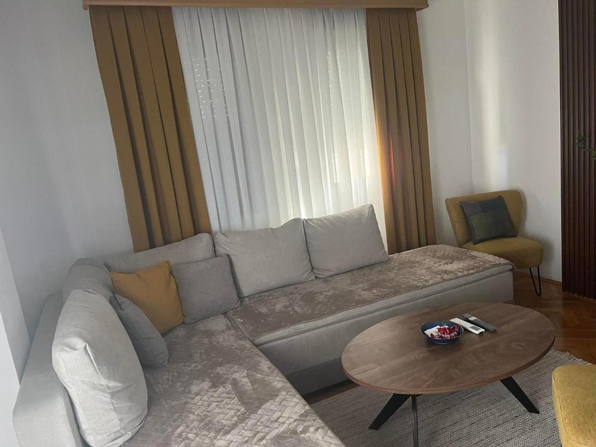 Kuman Apartments Κουμάνοβο Εξωτερικό φωτογραφία