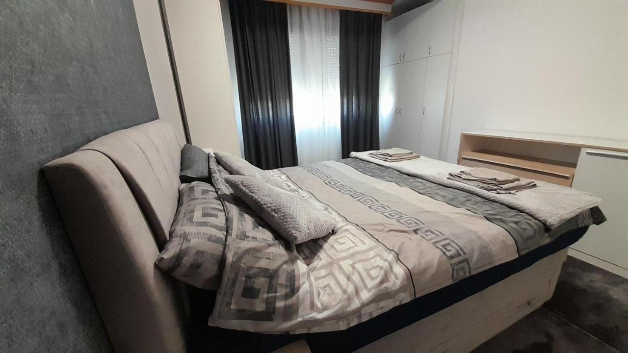 Kuman Apartments Κουμάνοβο Εξωτερικό φωτογραφία