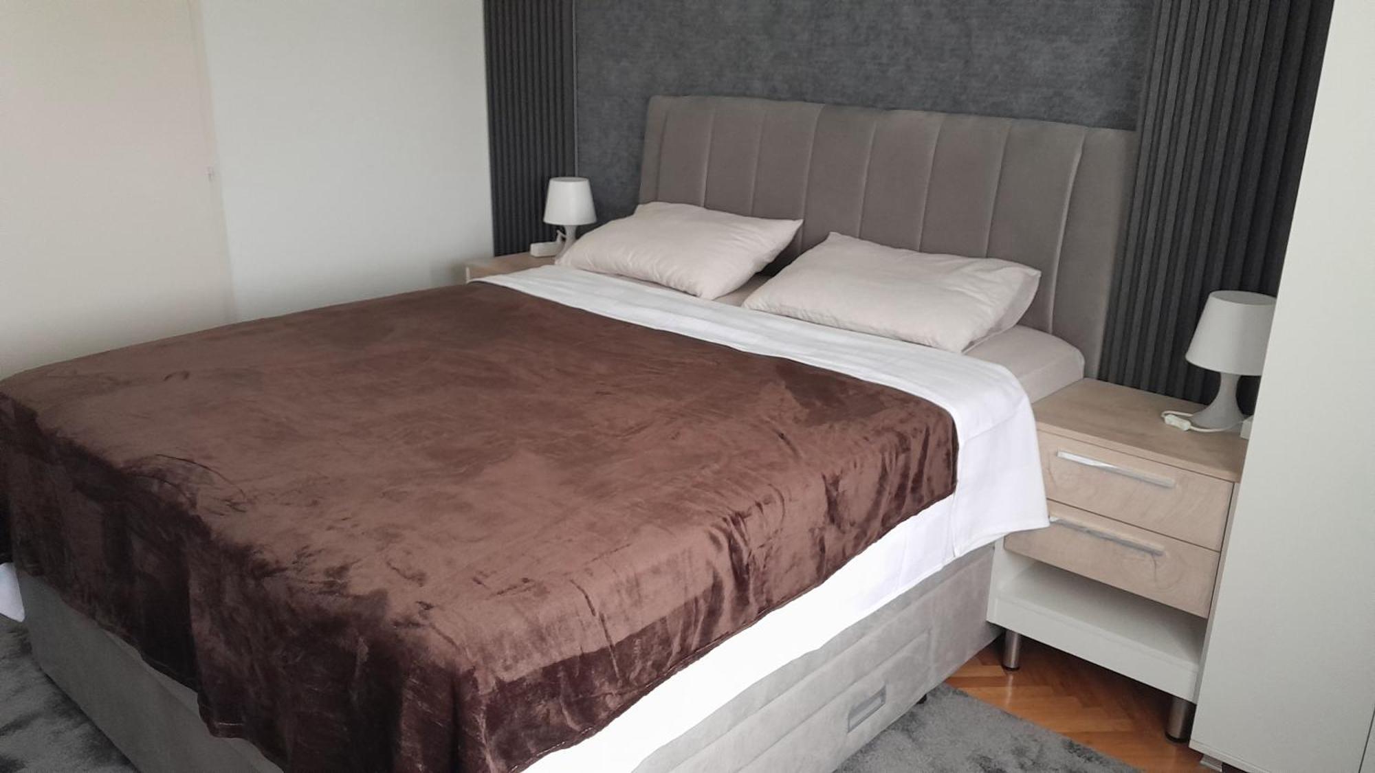 Kuman Apartments Κουμάνοβο Εξωτερικό φωτογραφία
